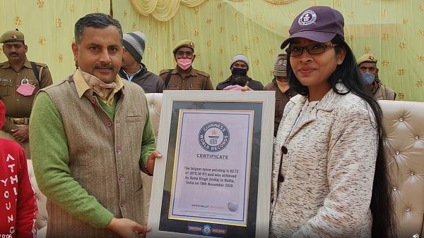 8 अलग-अलग पेंटिंग को नकारने के बाद भगवद्गीता पर आधारित पेंटिंग बनाई