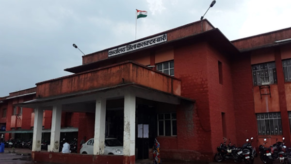 बारां जिला कलेक्टर इंद्रसिंह राव का निजी पकड़ा गया था बारां जिला कलेक्टर इंद्रसिंह राव का निजी पकड़ा गया था