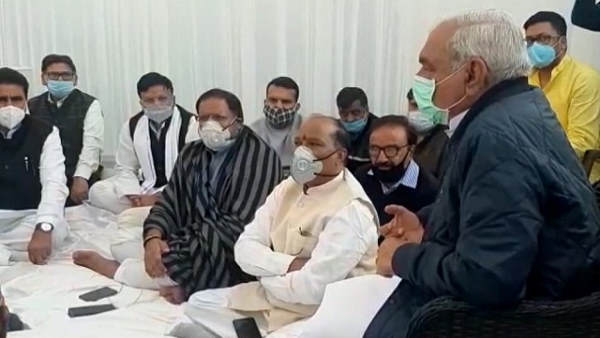 'हम अविश्वास प्रस्ताव लाएंगे' 'हम अविश्वास प्रस्ताव लाएंगे'