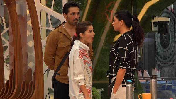 क्या बोल रहे हैं लोग? क्या बोल रहे हैं लोग?