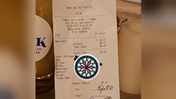 इससे पहले एक शख्स टिप में दे गया था 3 लाख रुपए इससे पहले एक शख्स टिप में दे गया था 3 लाख रुपए