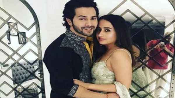 वरुण और नताशा कई सालों से हैं रिलेशनशिप में 