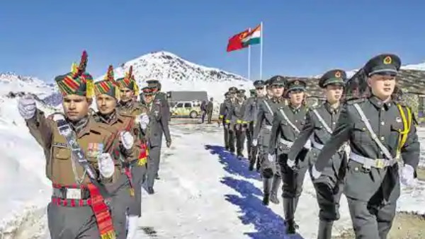 नए कमांडर को भारतीय सीमा पर सेवा का अनुभव नहीं