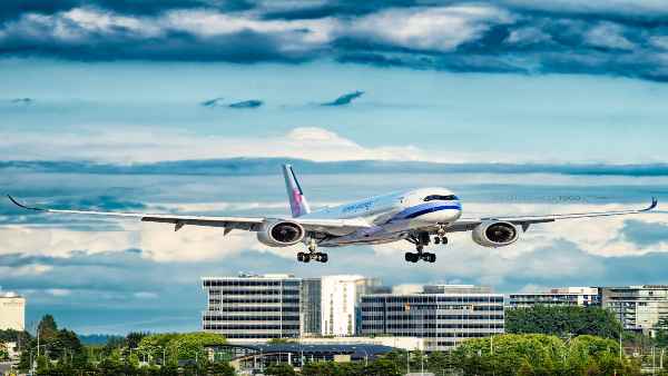 Pakistan Pilot Crisis