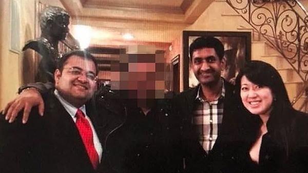 यूनिवर्सिटी से की राजनीति हलकों में एंट्री