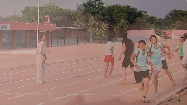  सरोज बनीं प्रदेश की बेस्ट एथलीट