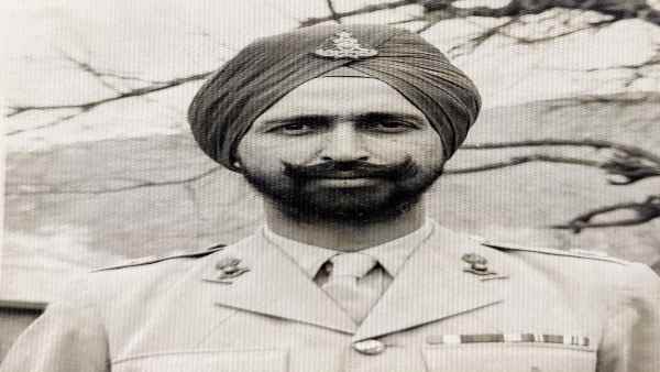 पिता ने विमान उड़ाने से रोका था