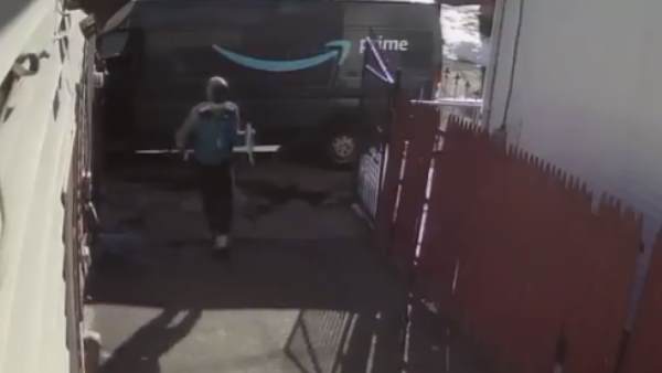 क्रिसमस बोनस देने की उठी मांग