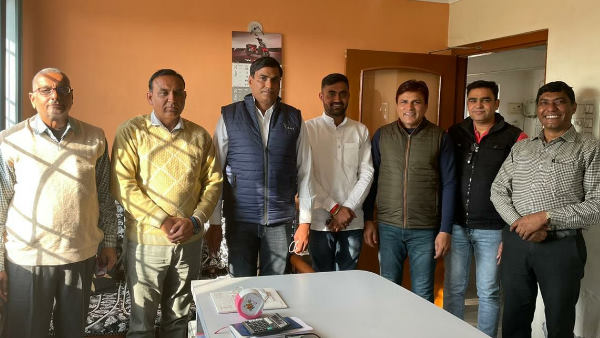 पुरस्कार के लिए इन्होंने किया चयन 