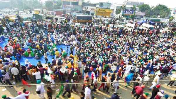 सरकार को झुकाने के इरादे से खड़े हुए आंदोलन में घुसे असमाजिक तत्व