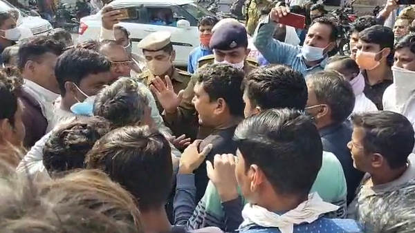  इंद्रराज गुर्जर पर फायरिंग का आरोप