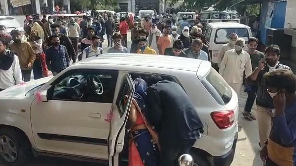  दुल्हन के कनपटी के पास लगी गोली