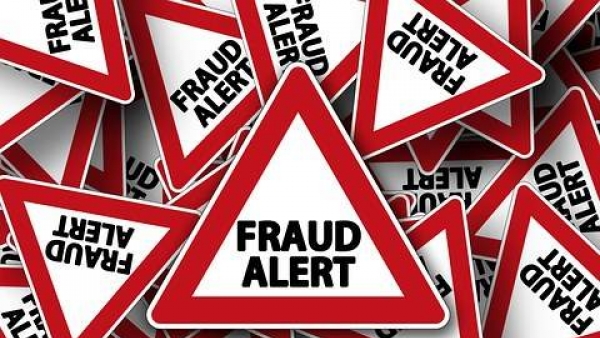 10 बार विदेश यात्राएं की, फिर भी नहीं पकड़ी गई