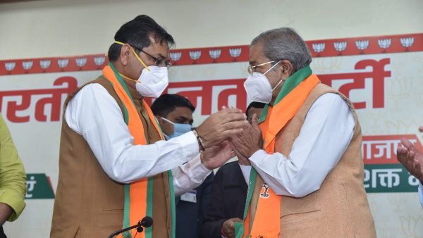 भारत वाहिनी नाम से बनाई थी अपनी पार्टी