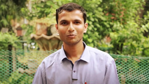  आईसीयू में बैड पर ही रखी थी किताबें