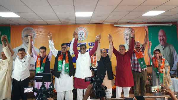 पीएम मोदी की मुरीद बनकर भाजपा से जुड़े