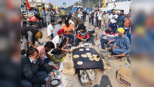 food for farmers: sevin quintal jalebi, bhajiya , pakoda and dry foods ready to for farmers (annadata), those participate in protest against farm laws