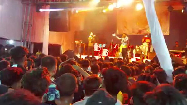 Watch video: Thousand people gathered at a wedding function of BJP leader at Valsad, 8 arrested