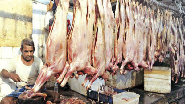 मीट के लिए बड़ी संख्या में जानवरो की होती है हत्या