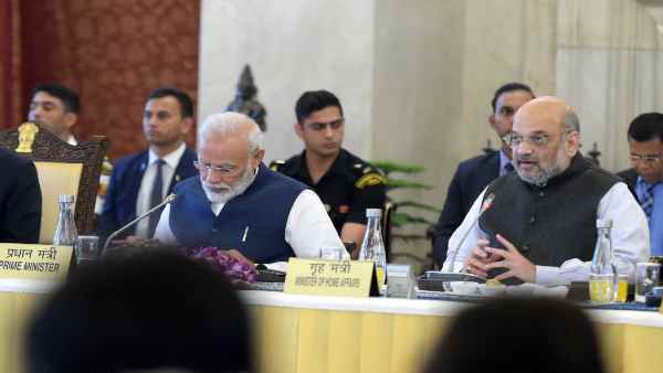 अदालत ने सिरे से खारिज किया केस अदालत ने सिरे से खारिज किया केस