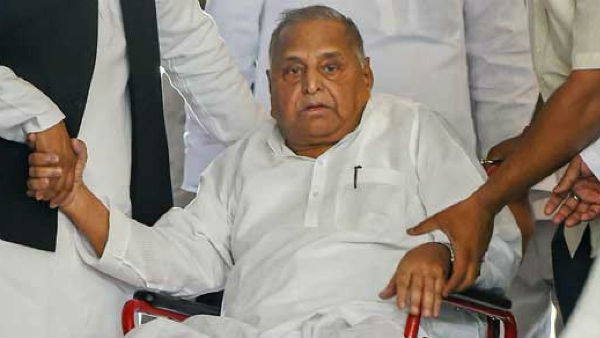 मुलायम सिंह यादव के निधन की खबर 