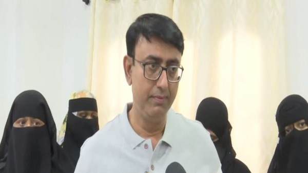 सामाजिक कार्यकर्ता- इन महिलाओं को 2-2 लाख में बेचा गया सामाजिक कार्यकर्ता- इन महिलाओं को 2-2 लाख में बेचा गया