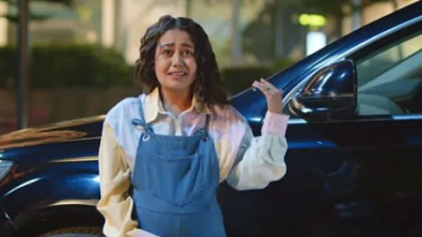 'नजरें हुई चार और फिर कर ली दोनों ने शादी'