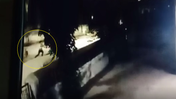 watch: Bungalow Owner left his Dog On The Children In Vadodara, parents reached to police station