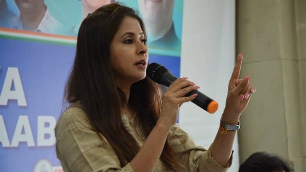 मुझे ट्वीट करने वाली लीडर नहीं बनना मुझे ट्वीट करने वाली लीडर नहीं बनना
