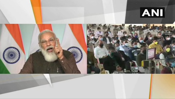 Coronavirus pm modi said Our mantra for the year 2021 is Dawai bhi aur kadaai bhi Coronavirus pm modi said Our mantra for the year 2021 is Dawai bhi aur kadaai bhi