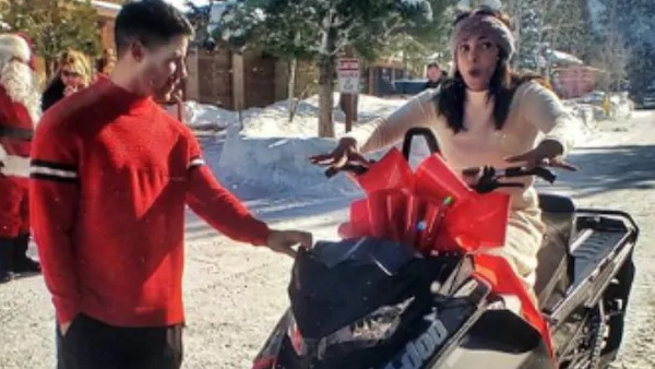 ब्रिटेन में फिल्म की शूटिंग कर रही हैं प्रियंका