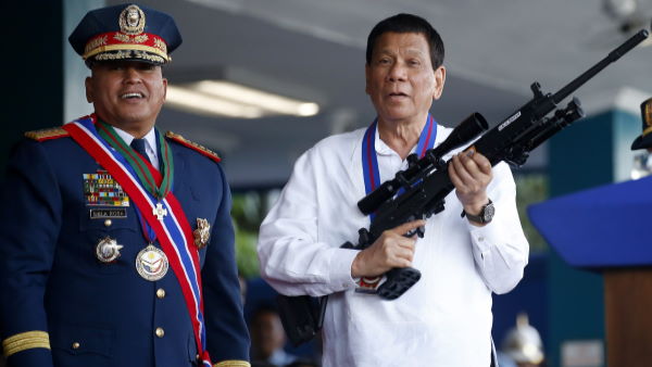 रक्षा मंत्री ने बताया न्यायोचित कदम रक्षा मंत्री ने बताया न्यायोचित कदम