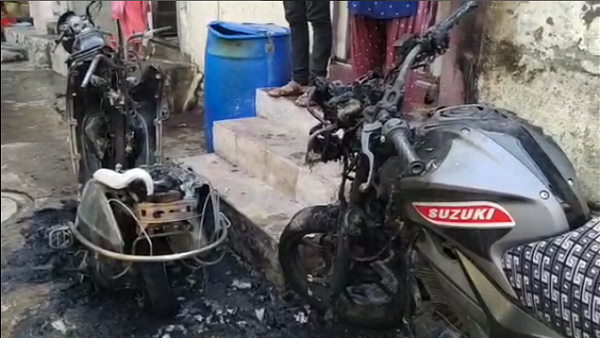 watch: a man burnt 6 vehicles at rajkot amid night curfew, police caught him in few hours watch: a man burnt 6 vehicles at rajkot amid night curfew, police caught him in few hours