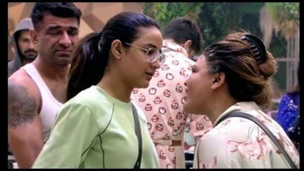 जूली अवतार में राखी ने दी जैस्मिन को धमकी