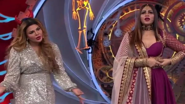 राखी बोलीं, मैं काम मांगने में शरमाती नहीं हूं