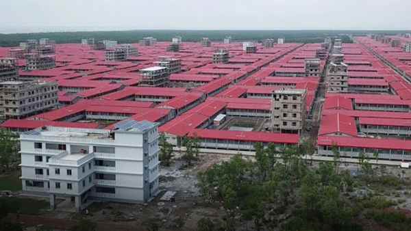 बांग्लादेश सरकार ने जबरन भेजने के आरोपों का किया खंडन