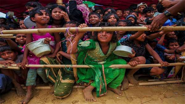 फिलहाल, भसन चार द्वीप पर 1640 रोहिंग्या पहुंचाए गए हैं फिलहाल, भसन चार द्वीप पर 1640 रोहिंग्या पहुंचाए गए हैं