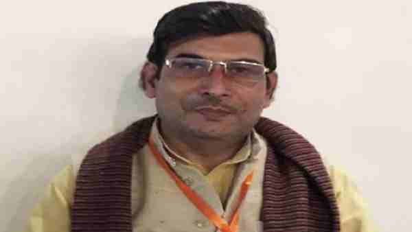 कौन हैं श्रीचंद शर्मा कौन हैं श्रीचंद शर्मा