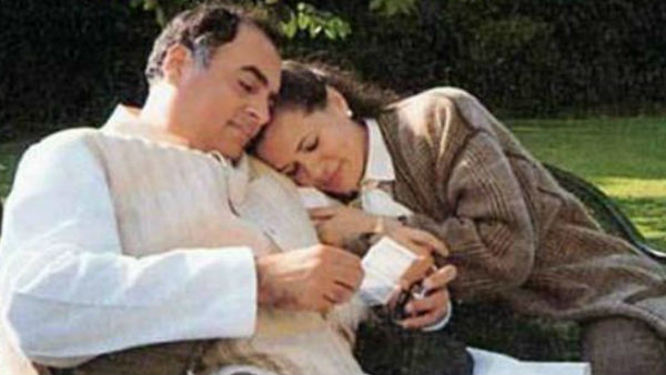 'नेता अभिनेता: बॉलीवुड स्टार पॉवर इन इंडियन पॉलिटिक्स' में खुलासा 'नेता अभिनेता: बॉलीवुड स्टार पॉवर इन इंडियन पॉलिटिक्स' में खुलासा