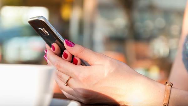 बिना वजह महिलाओं को किया जाता है परेशान