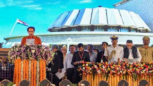 सरकार के एक वर्ष पूरे होने के बाद भी अयोध्या नहीं जा सके हैं उद्धव