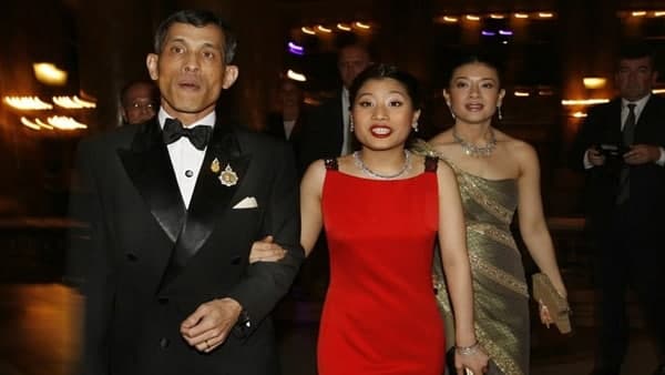 सीनीत की पर्सनल फोन से ली गई हैं तस्वीरें सीनीत की पर्सनल फोन से ली गई हैं तस्वीरें