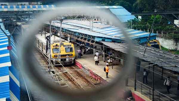 क्या सभी स्टेशनों पर बढ़ेगा शुल्क?