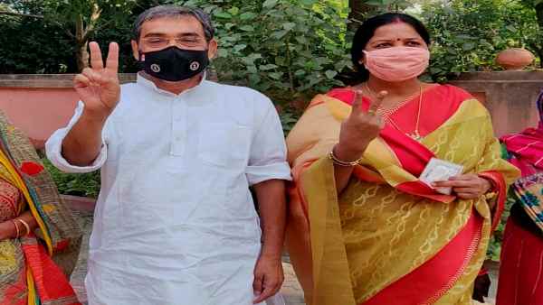 कुशवाहा की पत्नी सक्रिय राजनीति में आ सकती हैं