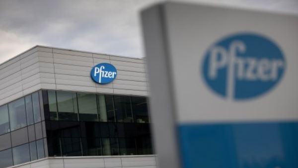 पूर्व राष्ट्रपति बुश भी लाइन में लगकर खुशी से कैमरे पर वैक्सीन लगवाएंगे