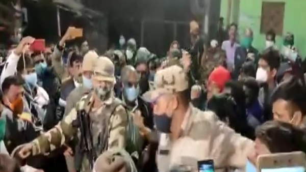 west bengal Police at BJP MP Arjun Singh residence search wasnt allowed as police team didnt have COVID19 negative certificates