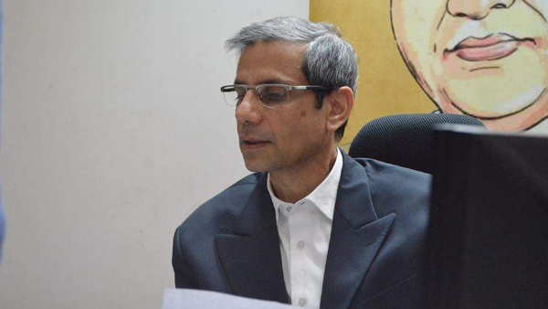 Raid at Delhi Riot lawyer house, Mehmood Pracha, delhi police, delhi violence, महमूद प्राचा के घर छापा, Delhi Riots Lawyer, delhi, दिल्ली दंगा के वकील, दिल्ली, lawyer