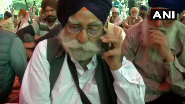 ममता बनर्जी ने कही है देशभर में आंदोलन की बात ममता बनर्जी ने कही है देशभर में आंदोलन की बात