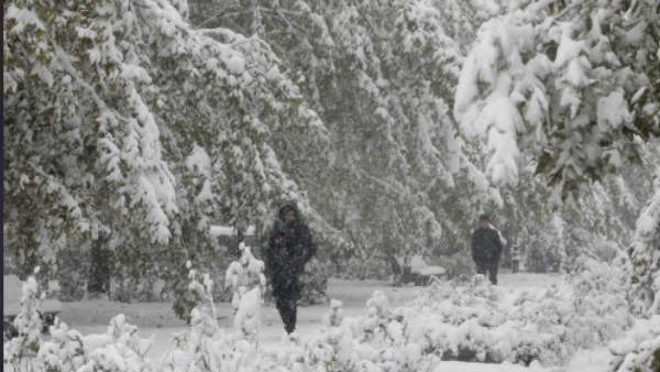 गाड़ी का रेडिएटर टूटा