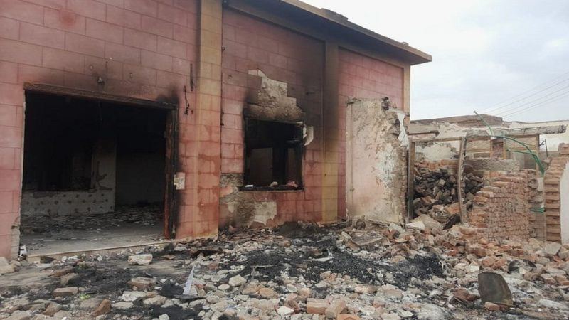 एम इलियास ख़ान